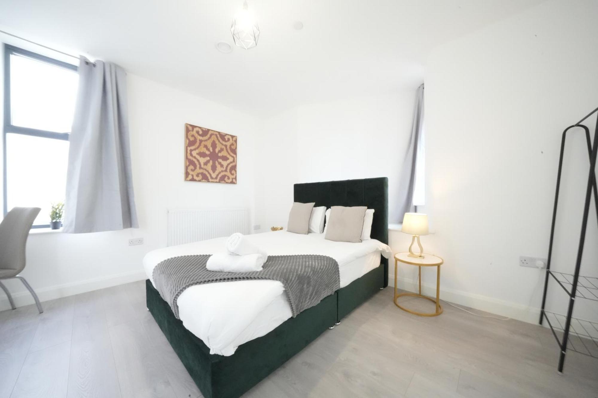 Ealing Broadway Great Stay 7-Minute Walk From The Underground المظهر الخارجي الصورة