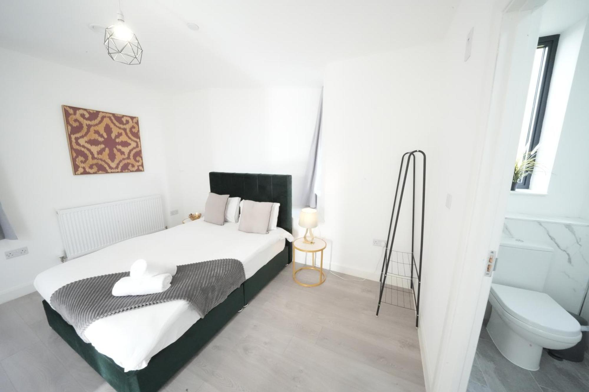 Ealing Broadway Great Stay 7-Minute Walk From The Underground المظهر الخارجي الصورة
