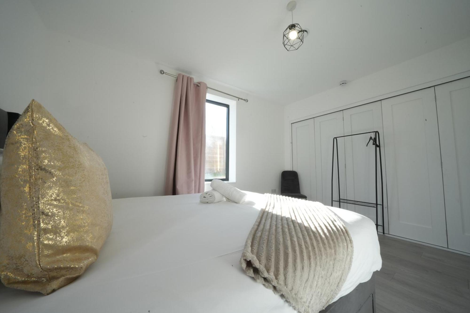 Ealing Broadway Great Stay 7-Minute Walk From The Underground المظهر الخارجي الصورة