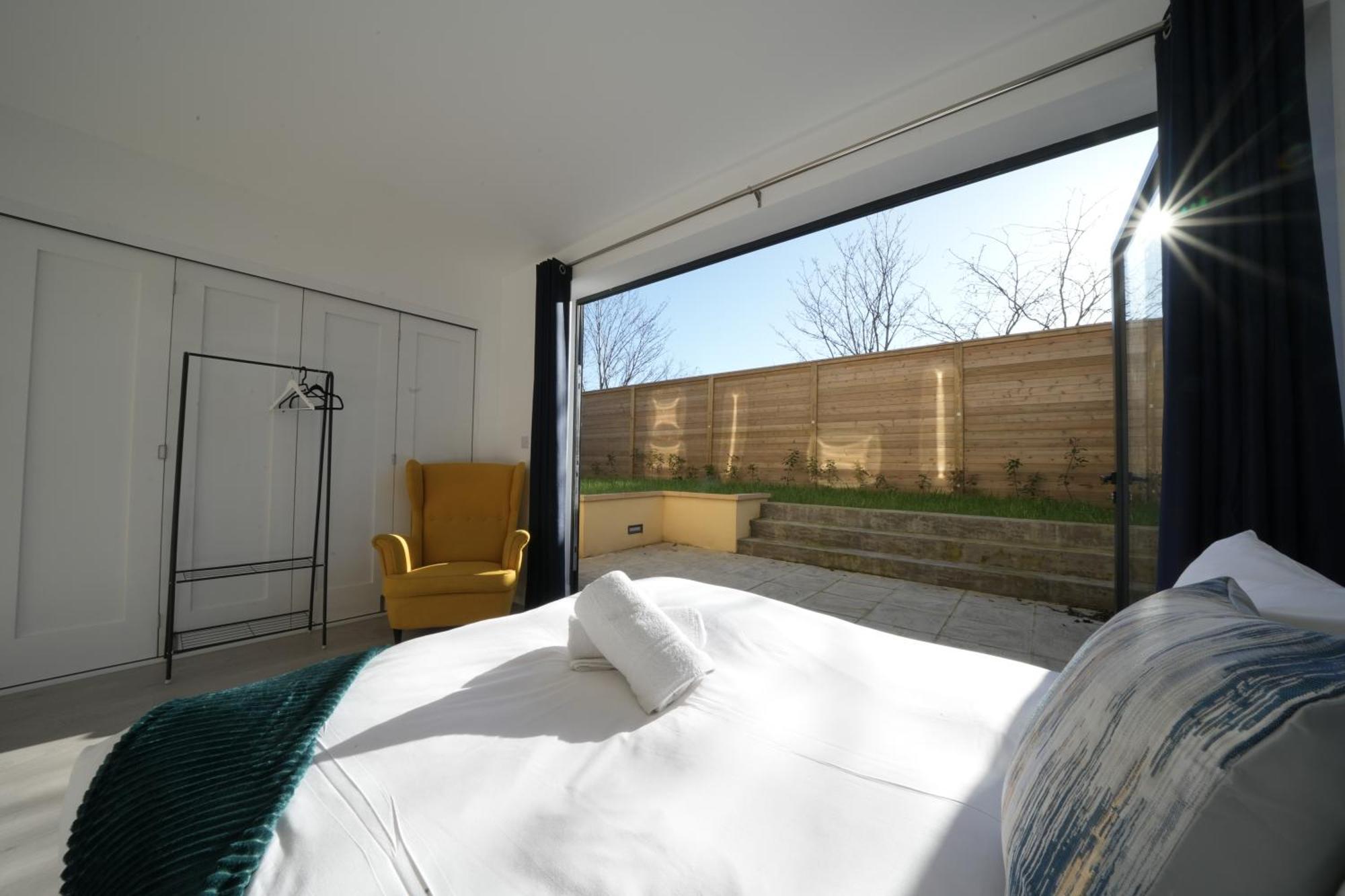 Ealing Broadway Great Stay 7-Minute Walk From The Underground المظهر الخارجي الصورة
