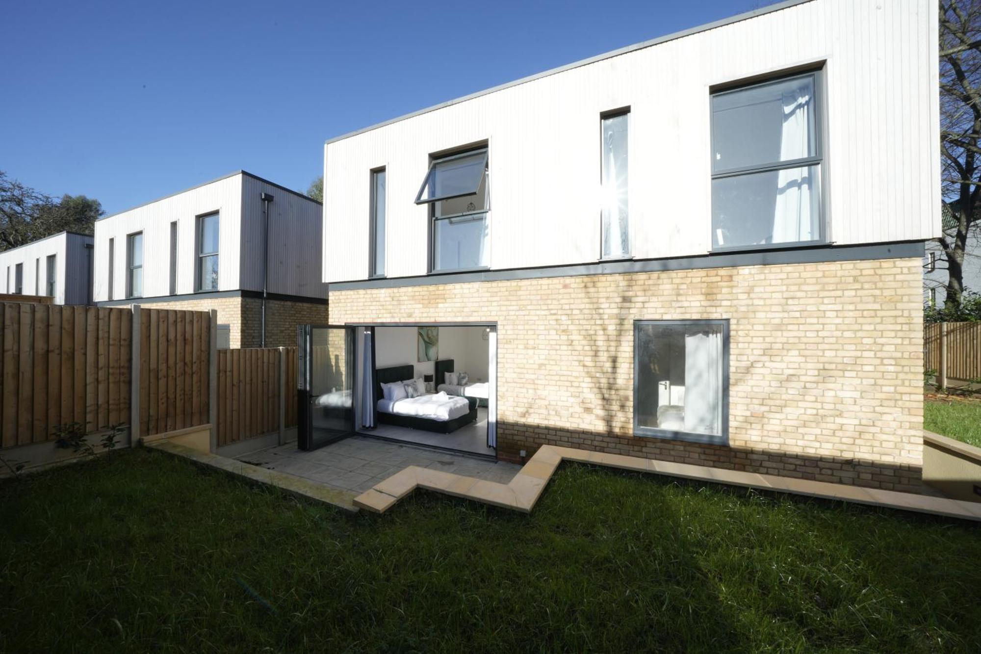 Ealing Broadway Great Stay 7-Minute Walk From The Underground المظهر الخارجي الصورة