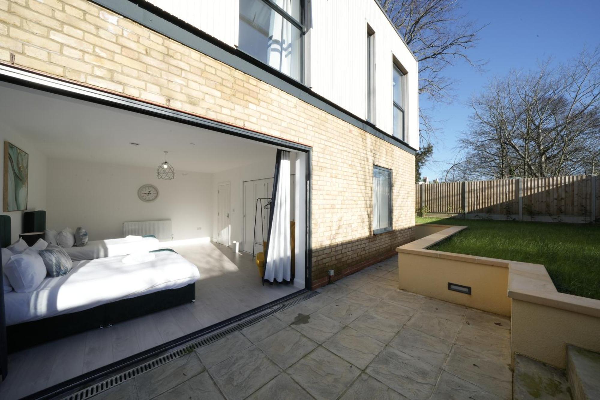Ealing Broadway Great Stay 7-Minute Walk From The Underground المظهر الخارجي الصورة