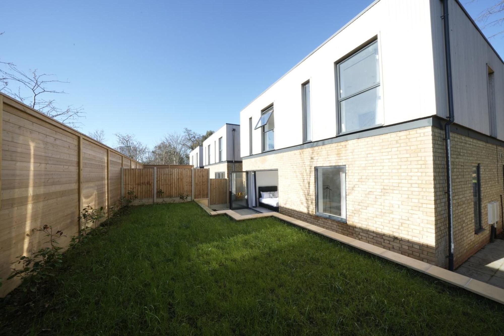 Ealing Broadway Great Stay 7-Minute Walk From The Underground المظهر الخارجي الصورة