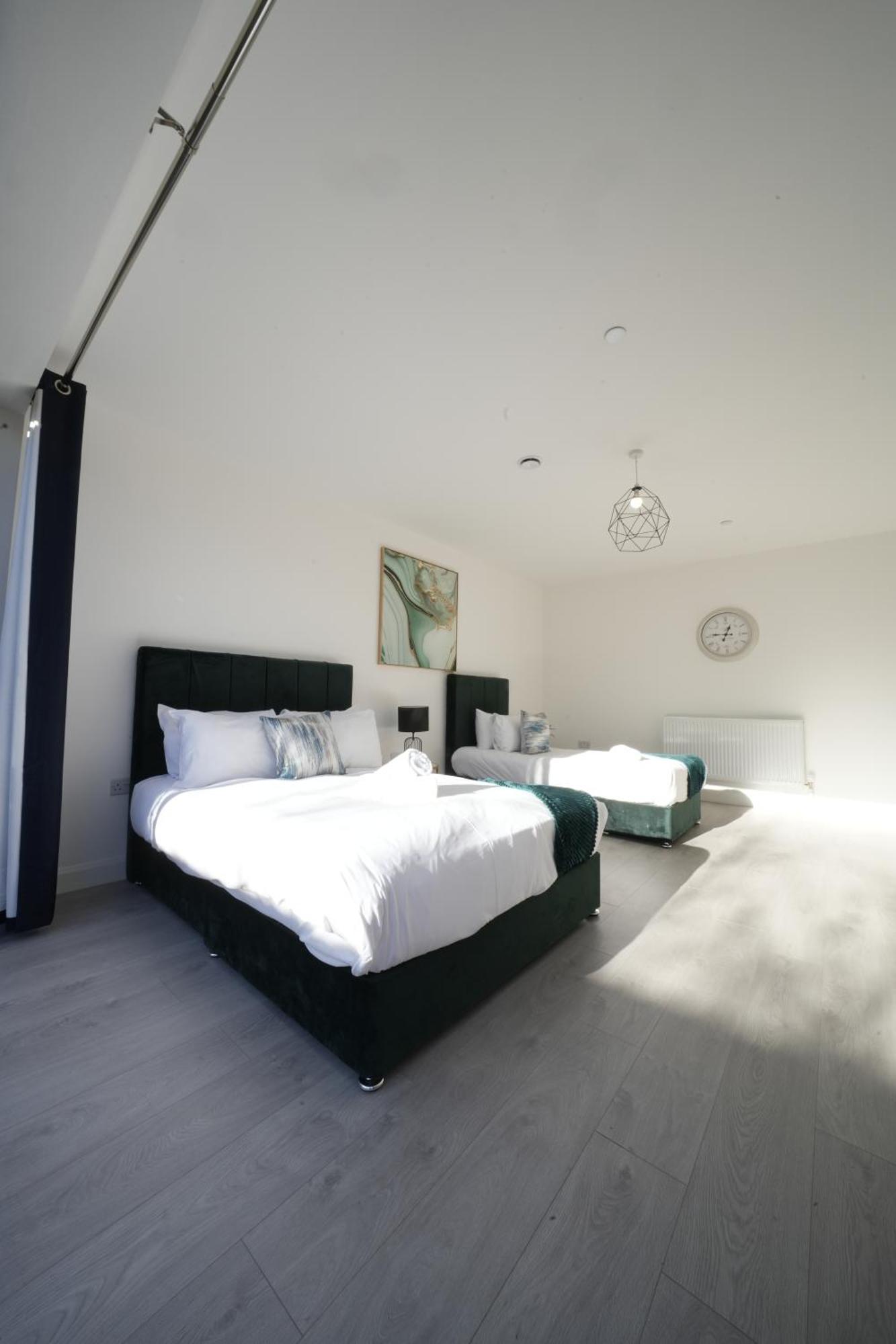 Ealing Broadway Great Stay 7-Minute Walk From The Underground المظهر الخارجي الصورة