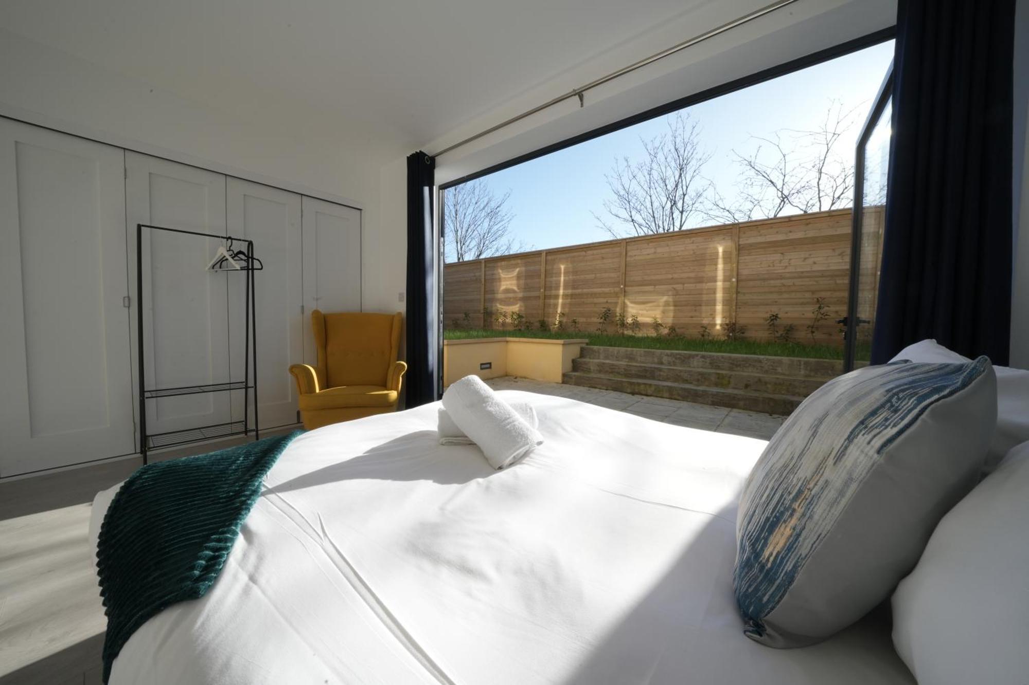 Ealing Broadway Great Stay 7-Minute Walk From The Underground المظهر الخارجي الصورة