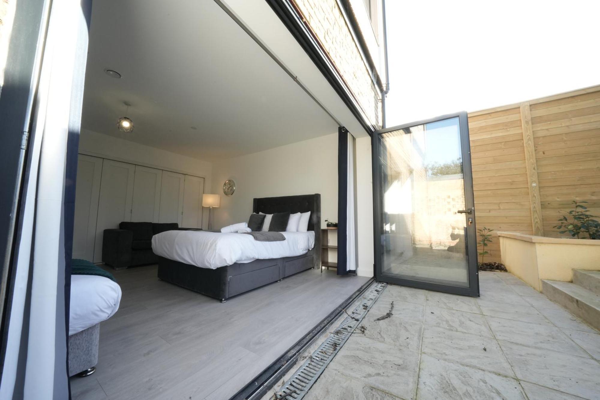 Ealing Broadway Great Stay 7-Minute Walk From The Underground المظهر الخارجي الصورة