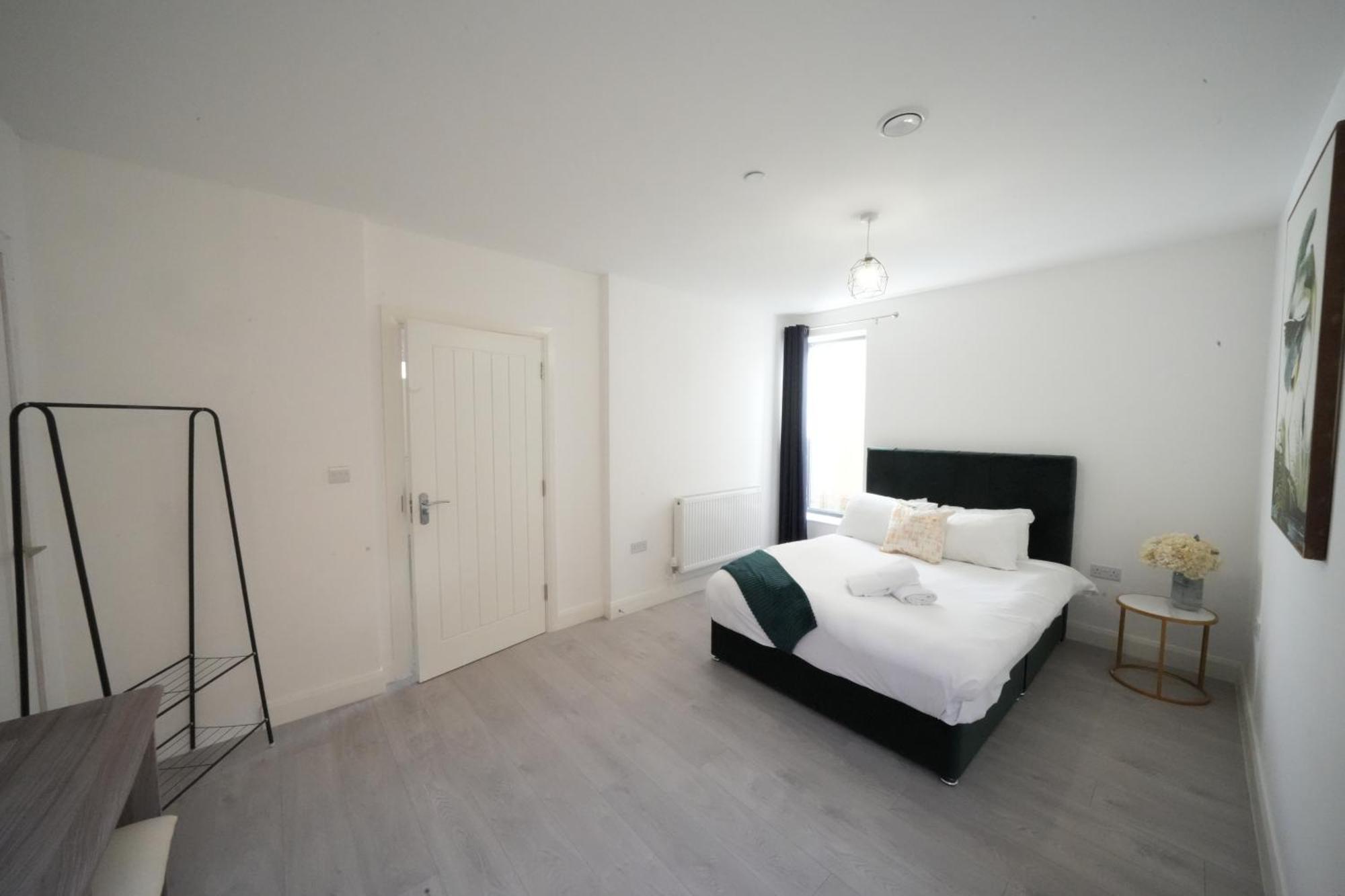 Ealing Broadway Great Stay 7-Minute Walk From The Underground المظهر الخارجي الصورة