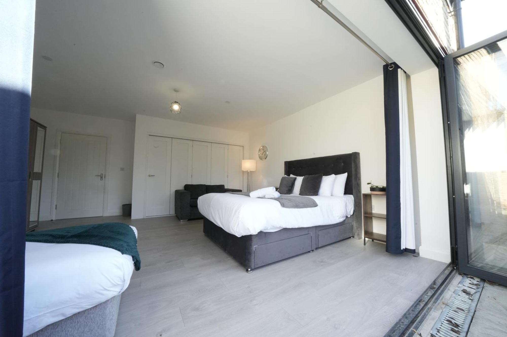 Ealing Broadway Great Stay 7-Minute Walk From The Underground المظهر الخارجي الصورة