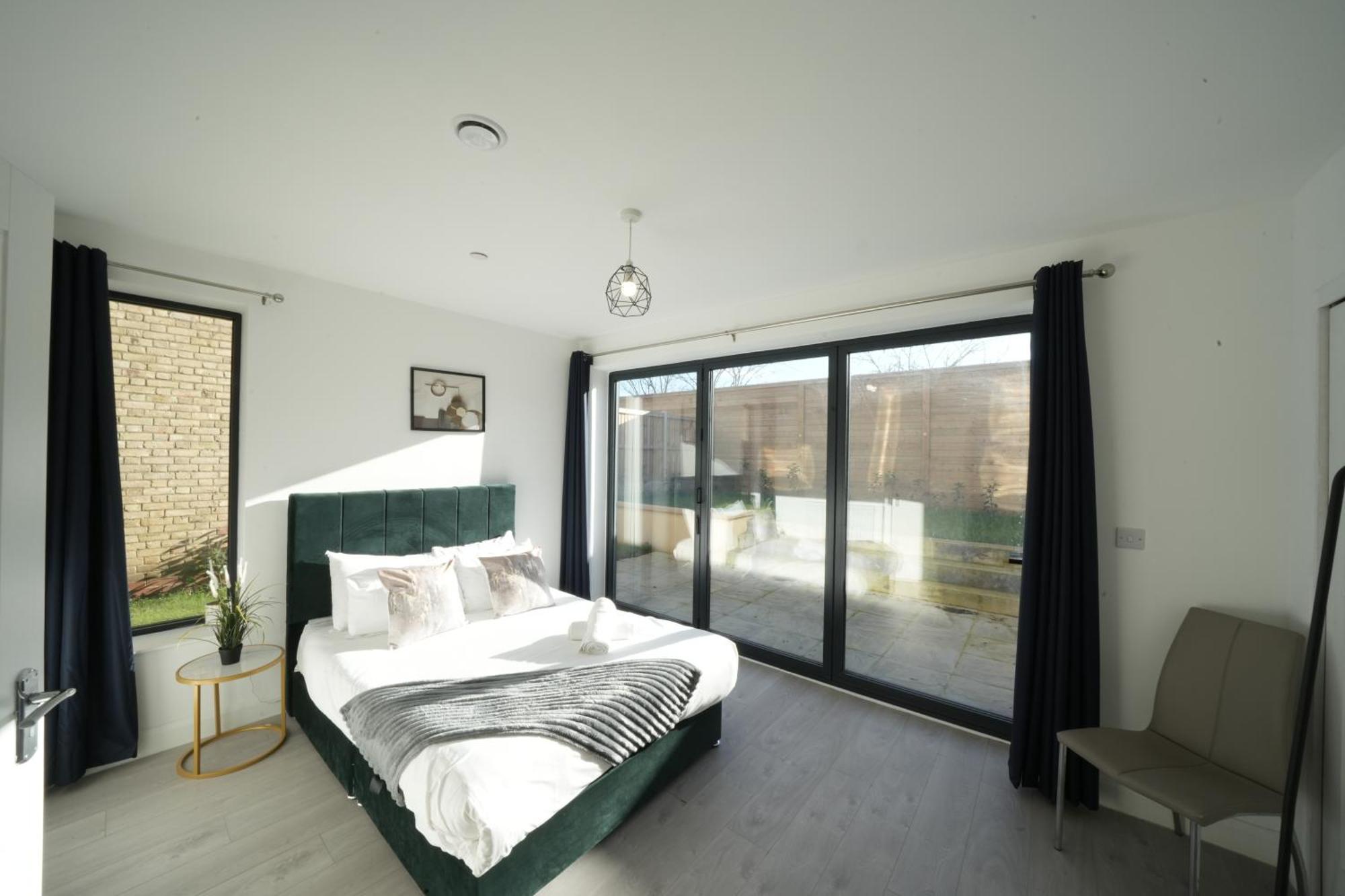 Ealing Broadway Great Stay 7-Minute Walk From The Underground المظهر الخارجي الصورة